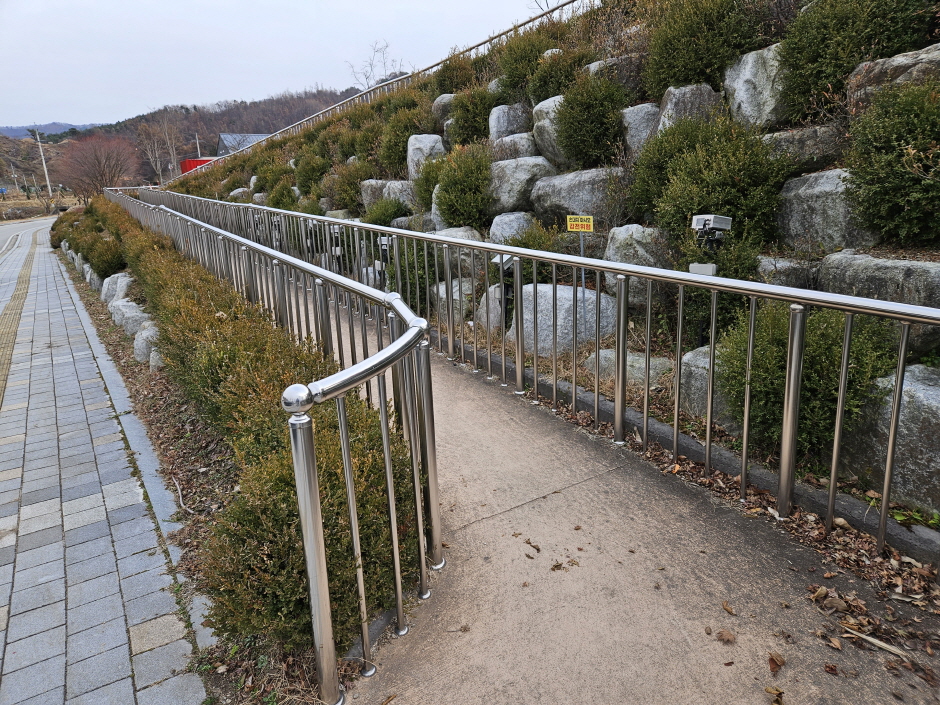 주차장~홍보관 경사로