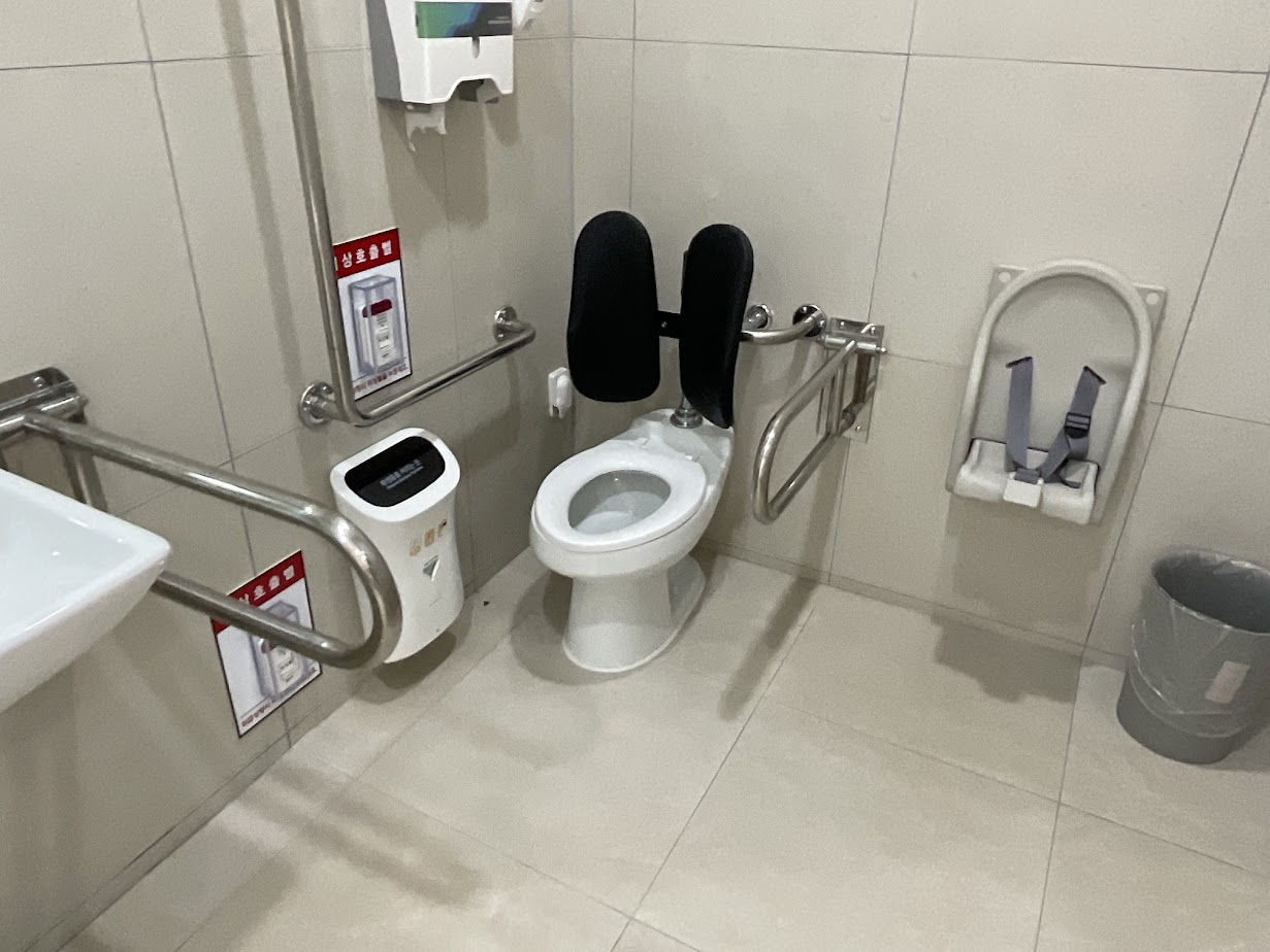 화장실 