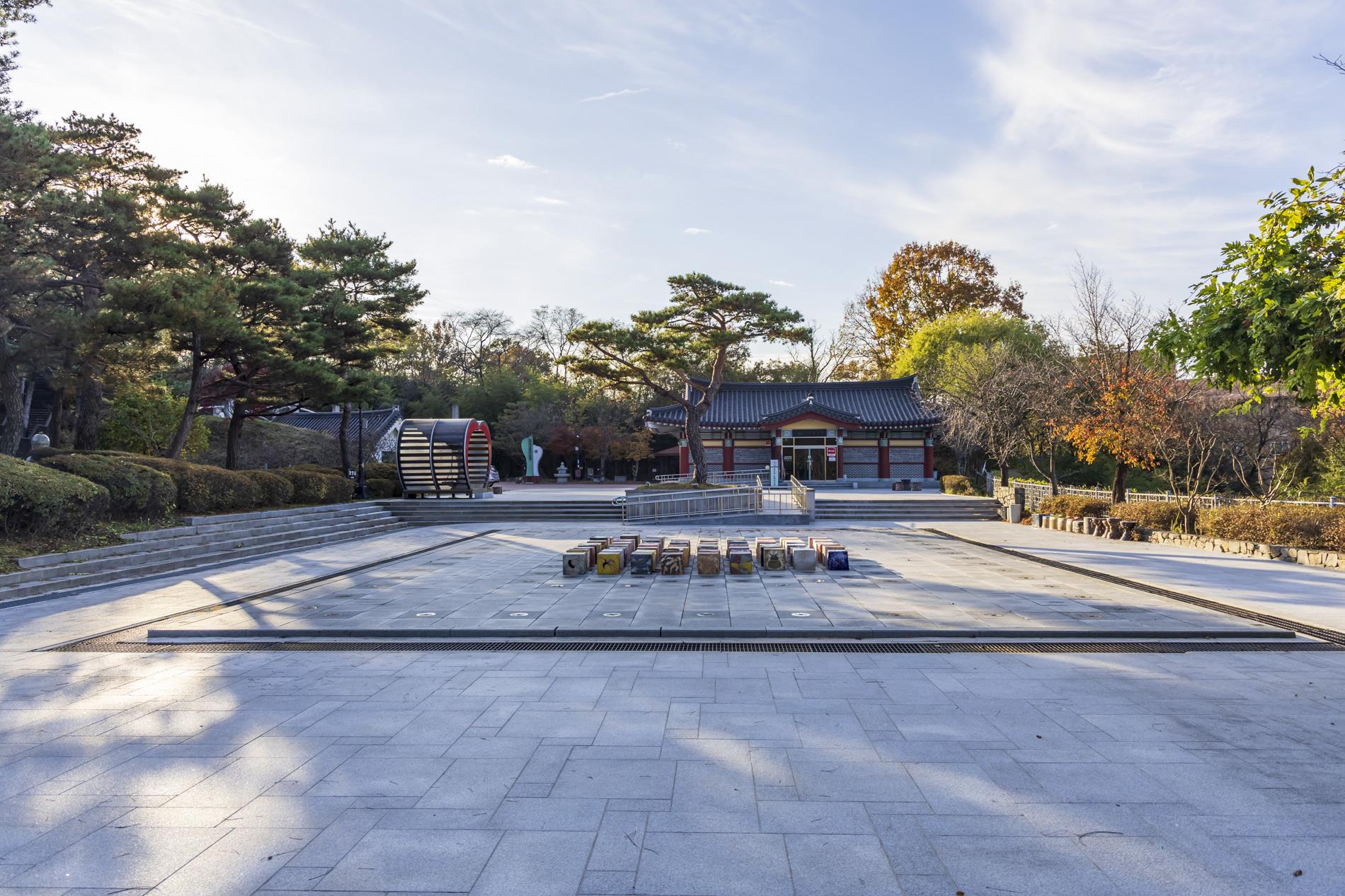 바닥분수~도예전시관 경사로